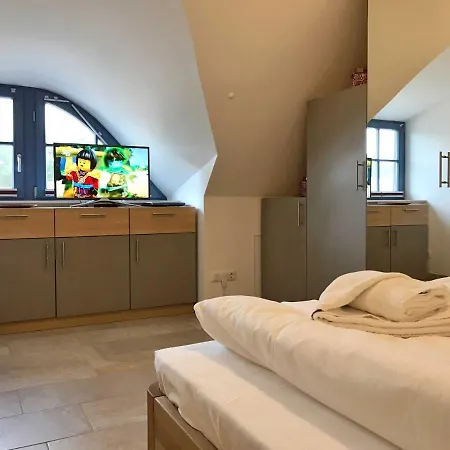 Ferienhaus Zur Pirateneiche Glowe